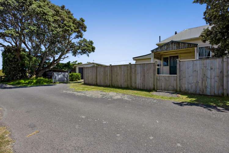 207 Egmont Street Patea_58