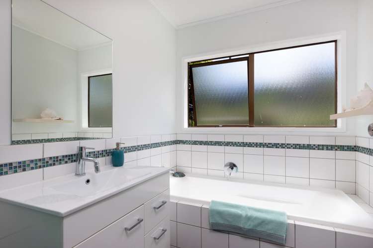 8 Foley Place Torbay_12