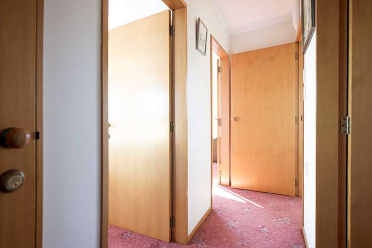 29 Farnham Drive Richmond_12