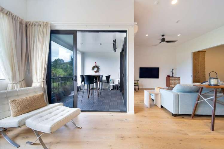 401/11 Oceans Resort / Marina Road 11634_7