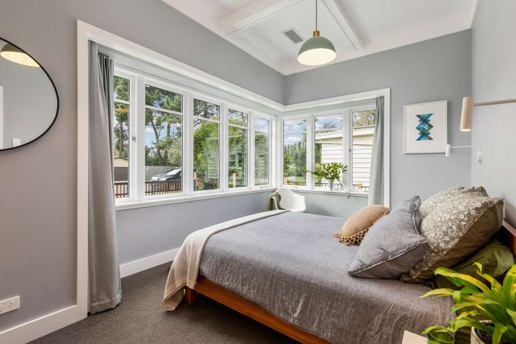 15 Challinor Crescent Mount Albert_11