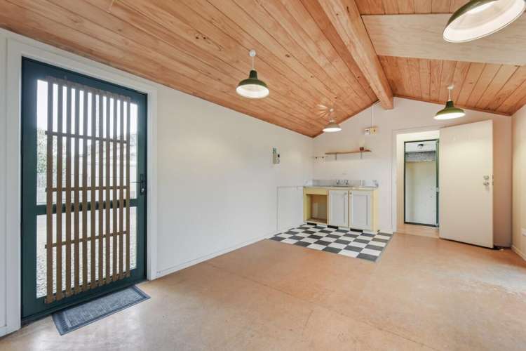 90 Commercial Street Takaka_26