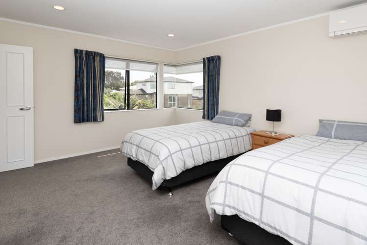 6 Borrowdace Avenue Botany Downs_14