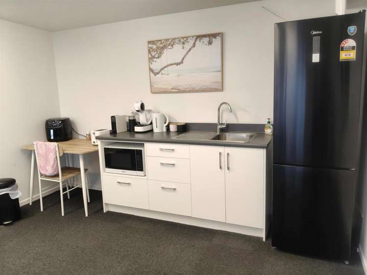 Unit 6, 123 Ingram Road Rukuhia_6