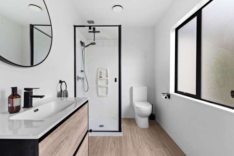 6/71 Fernhill Way Oteha_12