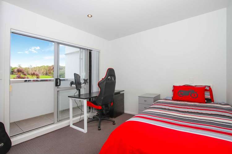 B10/60 Masons Road Oteha_11