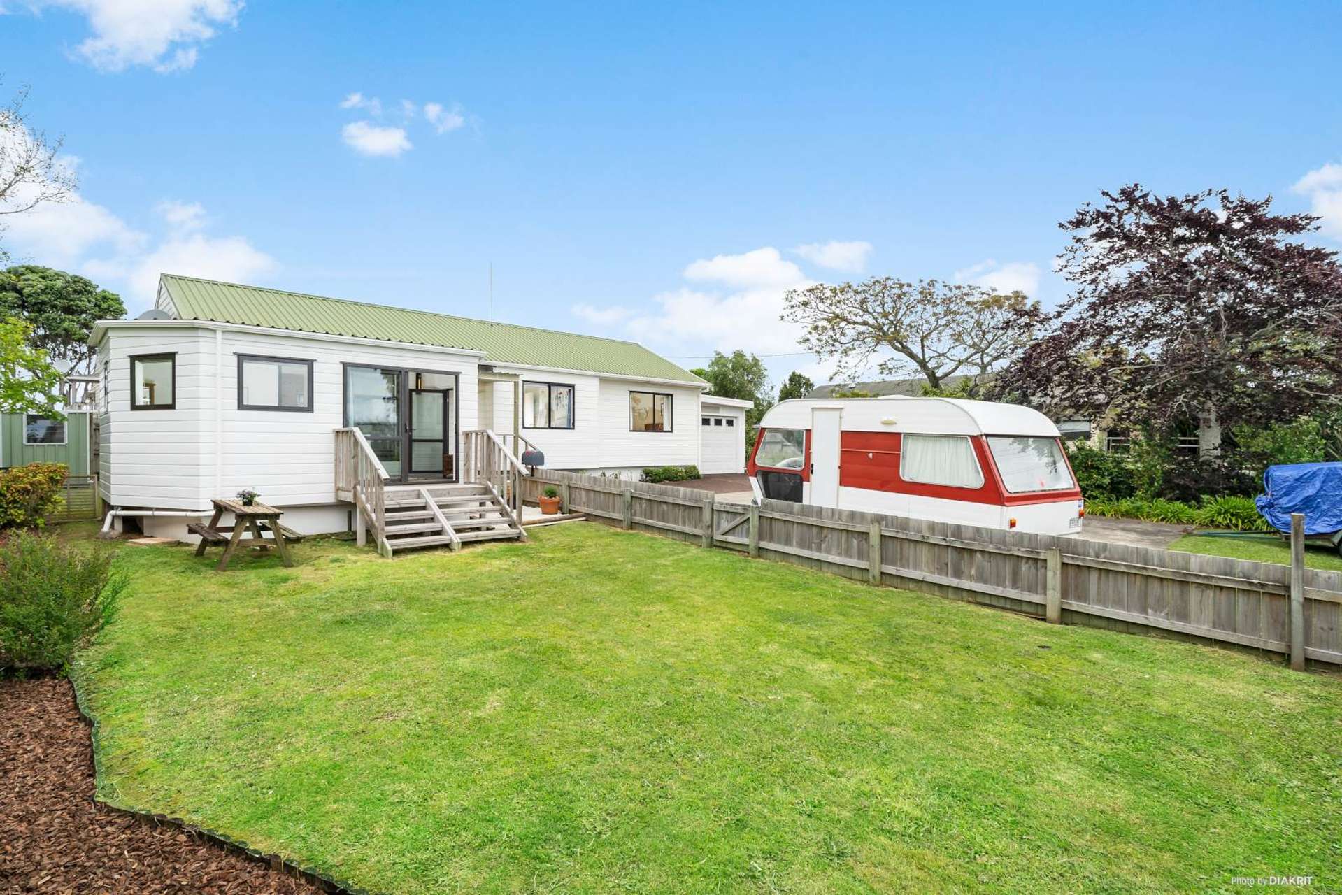 323 Hobsonville Road Hobsonville_0