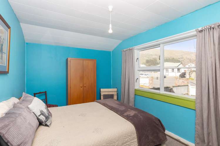 35 Colenso Street Sumner_14