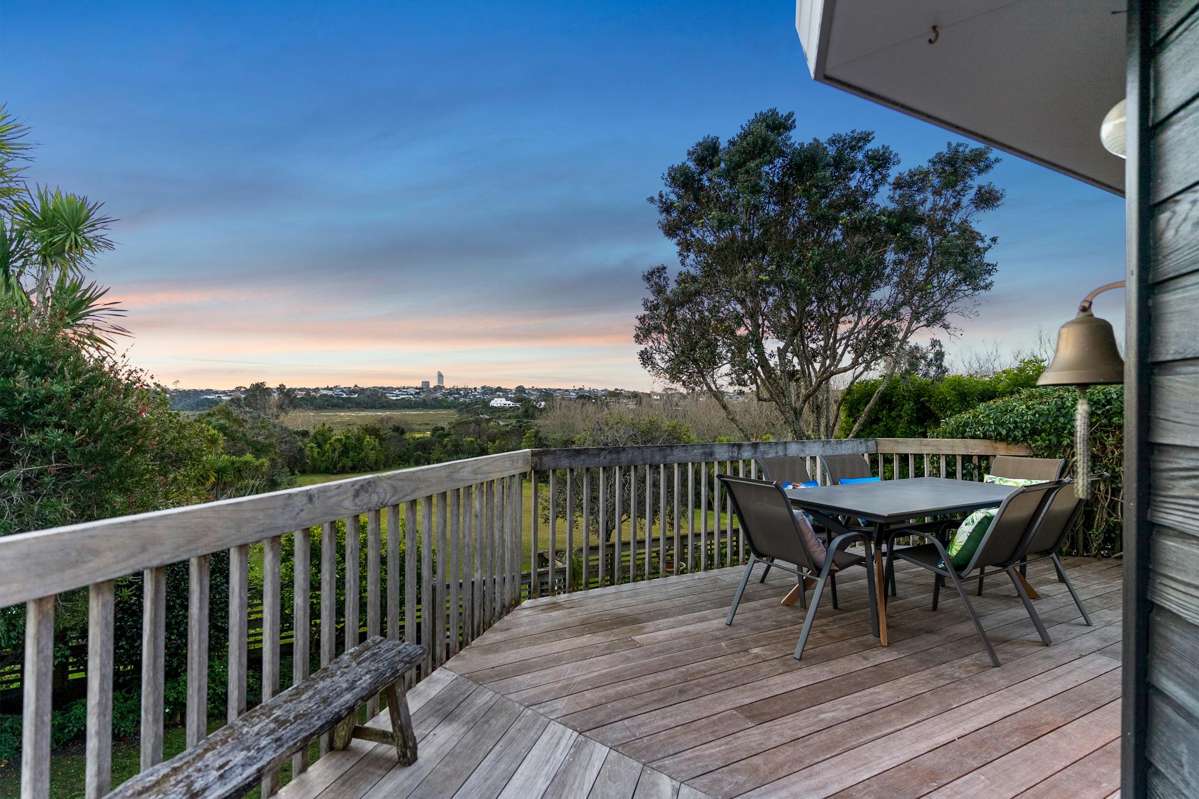 2/118 Bayswater Avenue_1