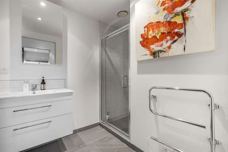 507/125 Customs Street West 10015_11