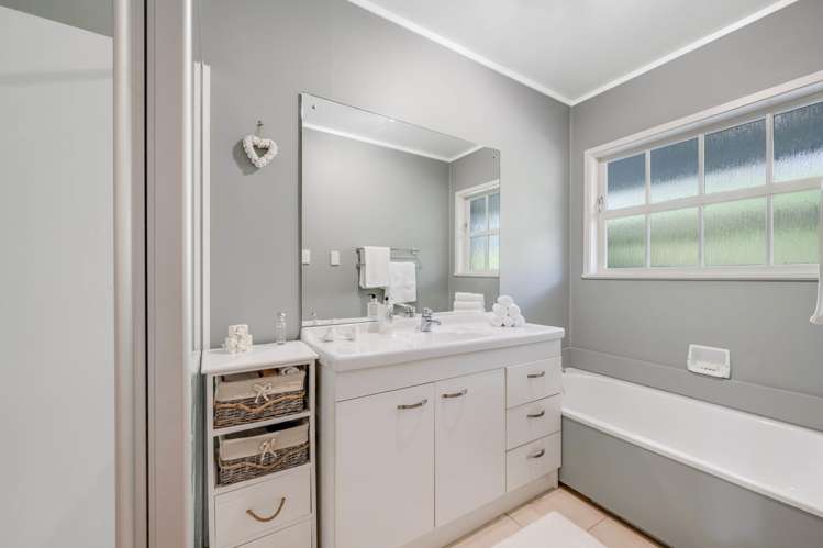 2/18 Chilton Place Howick_14