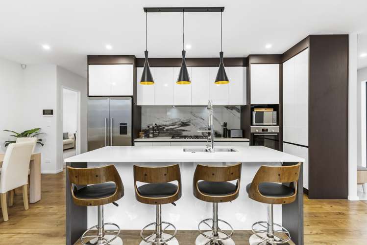 6a Hostel Access Road Eastern Beach_11