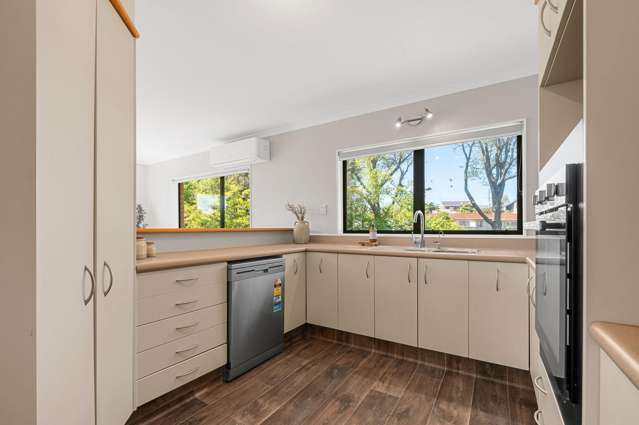 18 Phoenix Place Dinsdale_4