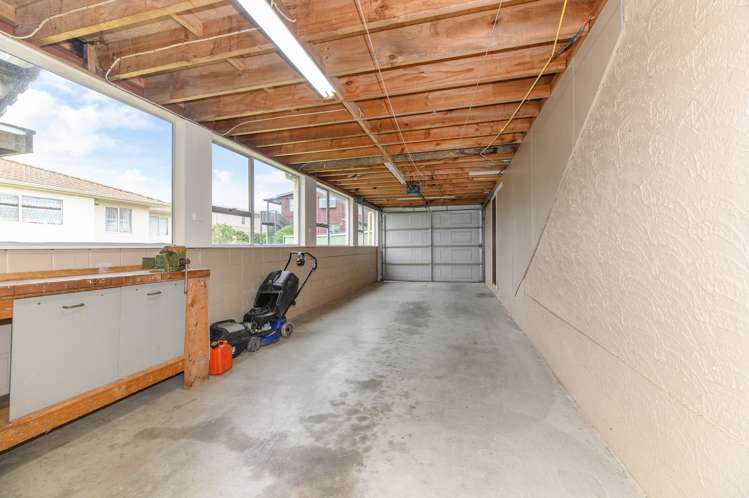 695 Richardson Road Mount Roskill_24