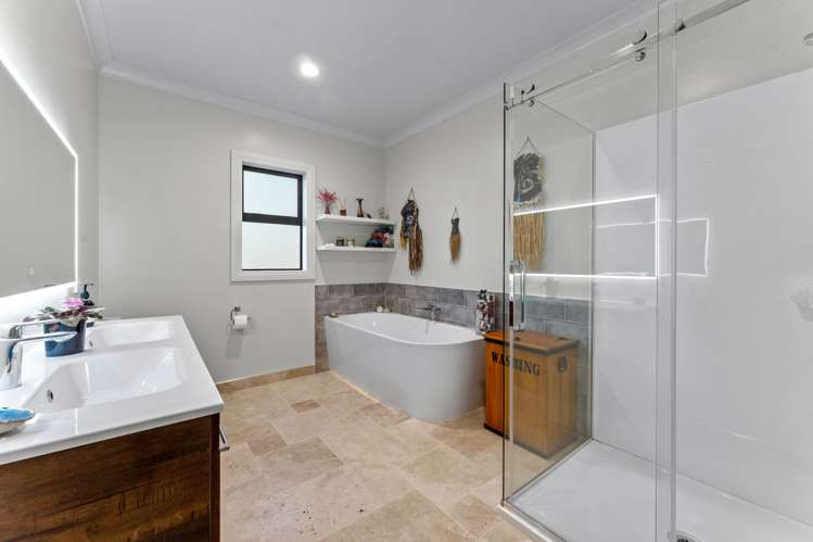 175 Butchers Bridge Road Waiuku_31