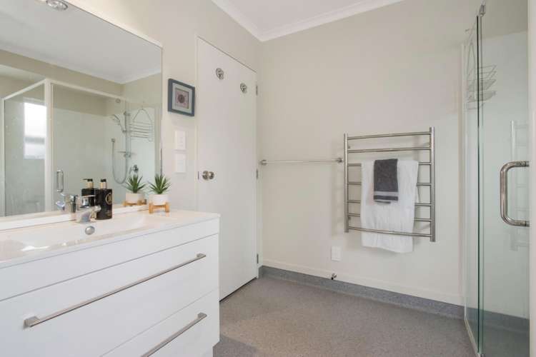 12 Kensington Road Waihi_12