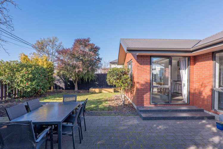 106 Bassett Street Burwood_13