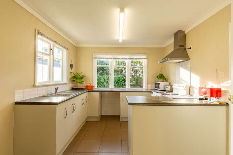 157 Easther Crescent Kew_16