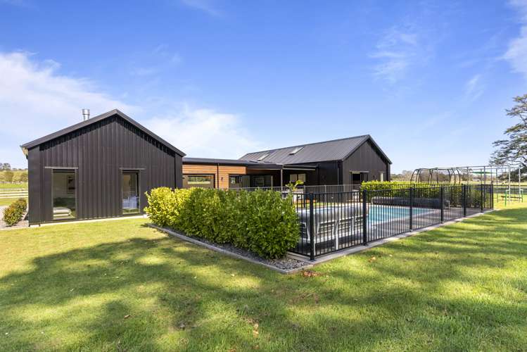 355 Waitoki Road Waitoki_27