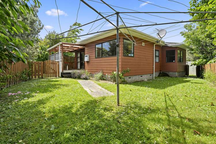 100 Stokes Valley Road Stokes Valley_11