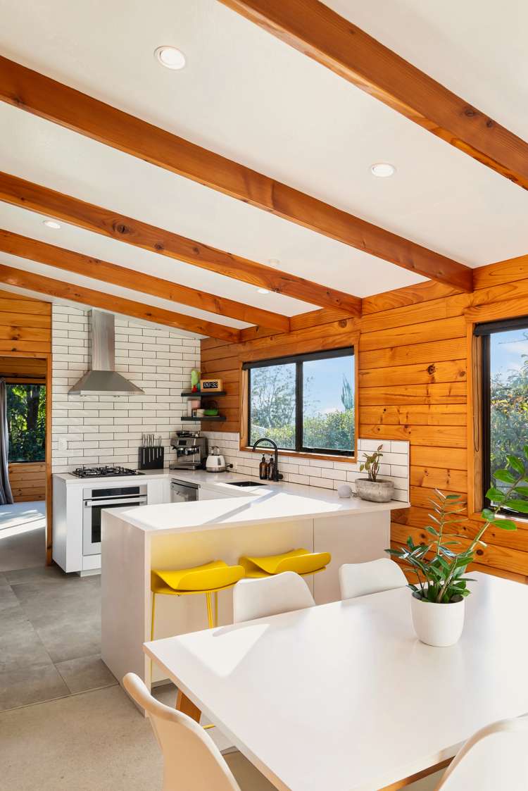 1/16 Riverview Road New Lynn_9