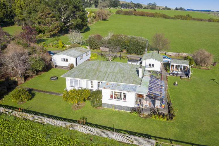 252 Wallace Road Koputaroa_2
