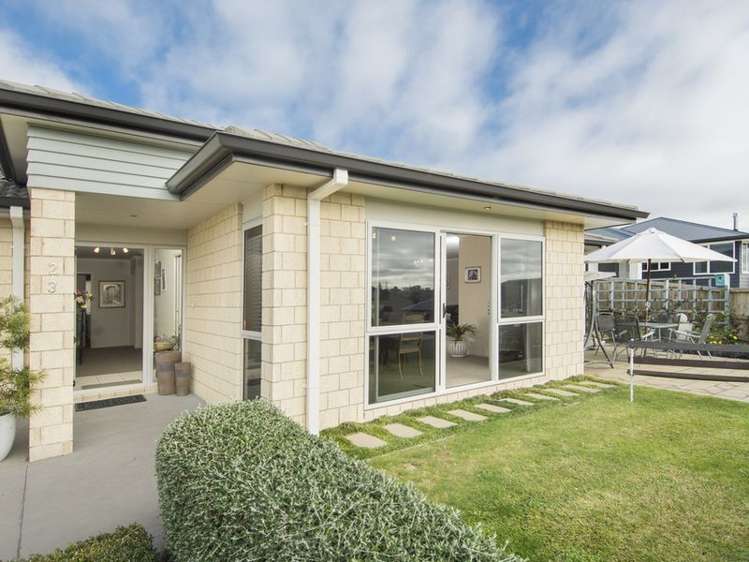 23 Merlot Drive Pyes Pa_14