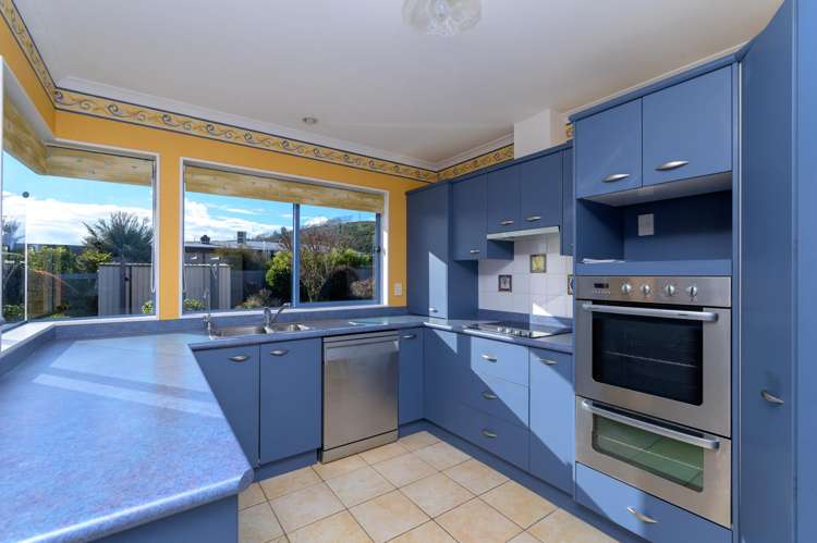7 Ashdonleigh Grove Stoke_8