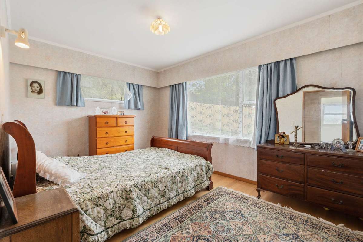 62 Chivalry Road_5