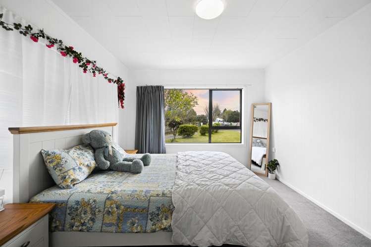 59 Resthill Crescent Glenview_12