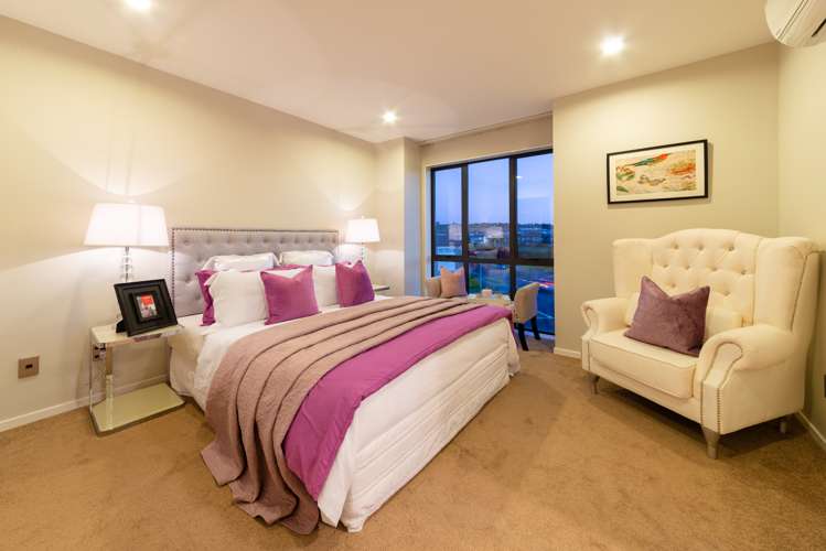 1 Haddington Drive Flat Bush_11