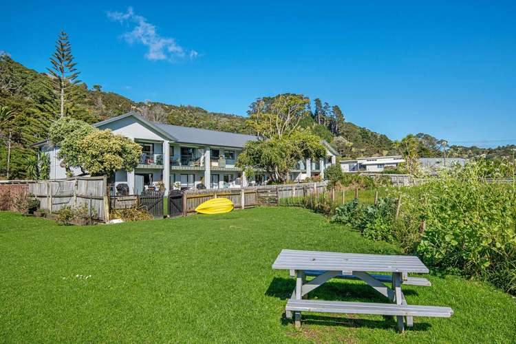 2B/25 Weranui Road Waiwera_16