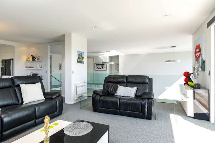 7 Golf View Close Fairhall_11