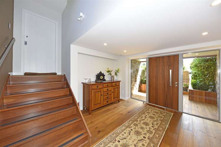 2 Challenger Lane Redcliffs_10