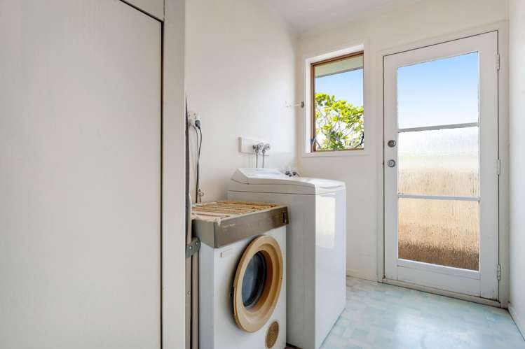 29 Sorrel Crescent Bucklands Beach_25