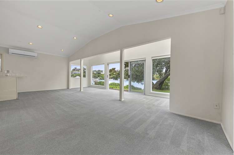 1 Pakuranga Road Pakuranga_11