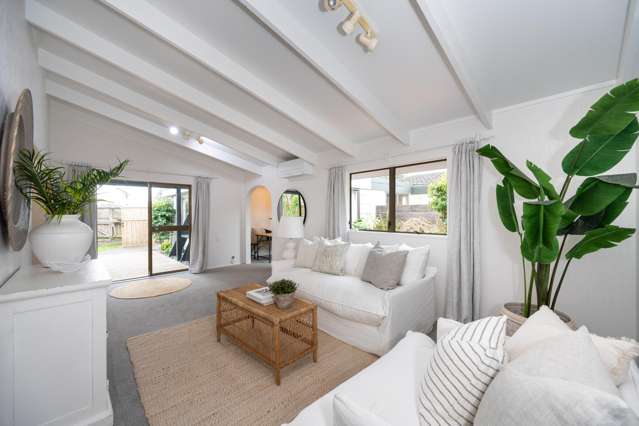 7/10 Clifton Road Haumoana_1