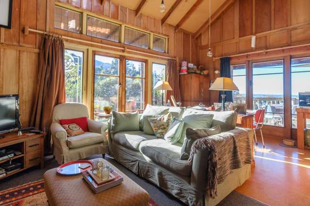 211 Blandswood Road Mesopotamia_3