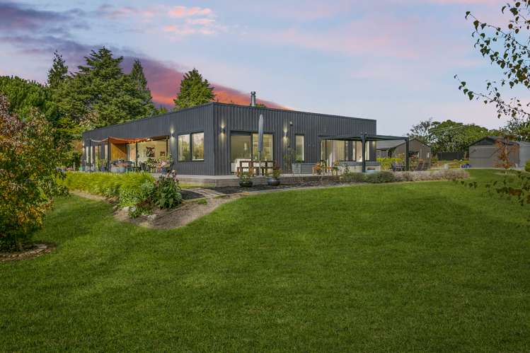 180 Mapara Road Acacia Bay_8