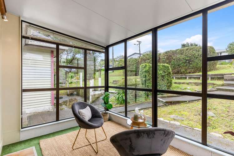 5 Raroa Terrace Tawa_1