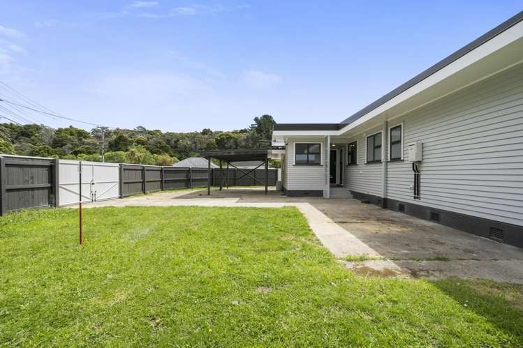 43 Dover Road Wainuiomata_20