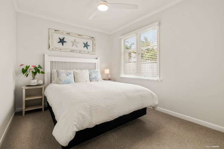 15 Torkar Road Clarks Beach_8