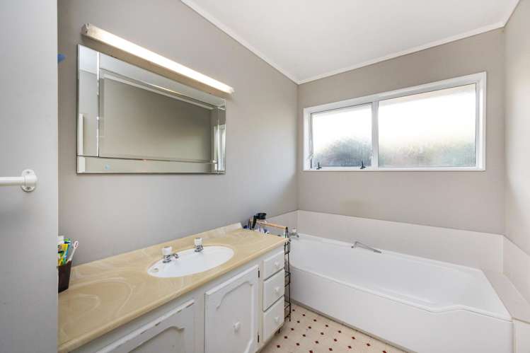 6 Truscott Grove Awapuni_19