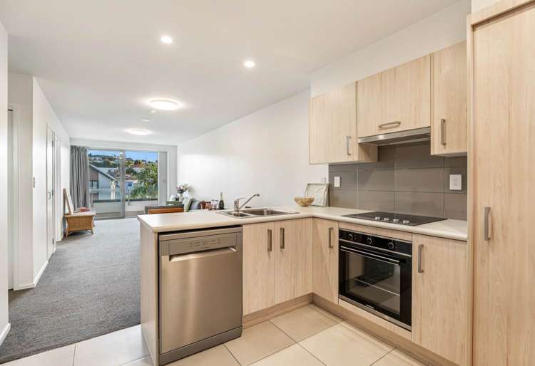 109/17 Link Crescent Stanmore Bay_1