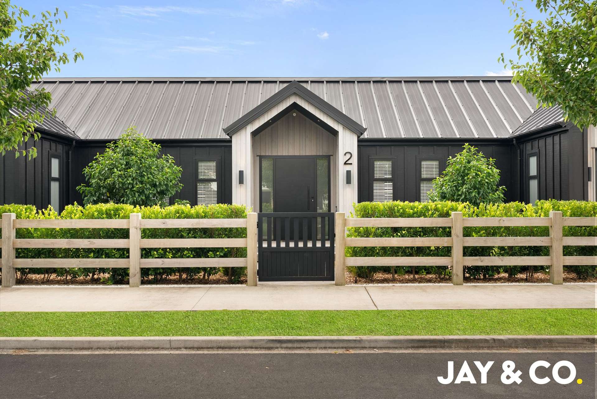 2 Munro Oak Lane Clevedon_0
