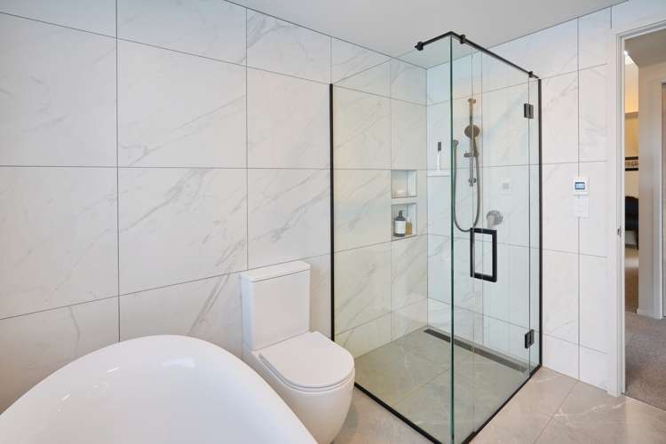 39 Blunden Road Lincoln_11