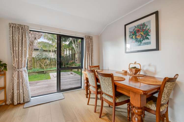 23 Jelas Road Red Beach_11