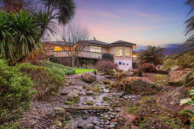 38 Edward Payton Grove Pukehangi_4