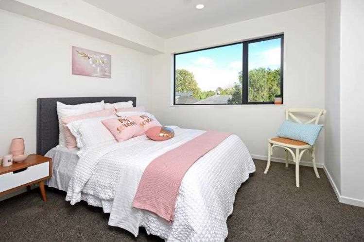 5 Gladfield Lane Te Atatu Peninsula_11