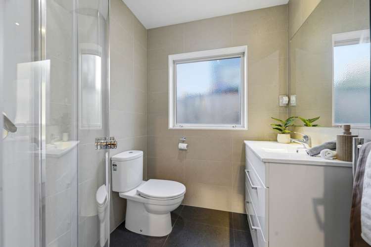 70A Hutchinsons Road Bucklands Beach_13